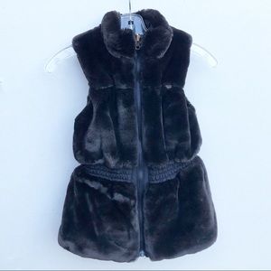 E-LAND 🎉 HOST PICK 🎉 kids E-KIDS faux fur reversible VEST 😍 Holiday WINTER Sz 7